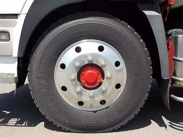 平成21年03月中古大型冷凍バン・ウィング日産UDニッサンディーゼルの画像9