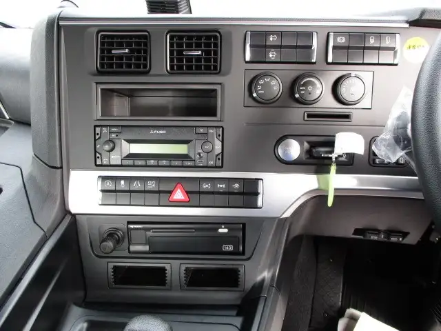 令和01年/平成31年09月中古大型トラクタヘッド三菱ふそう三菱の画像35