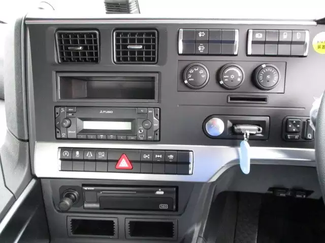 令和01年/平成31年09月中古大型トラクタヘッド三菱ふそう三菱の画像29