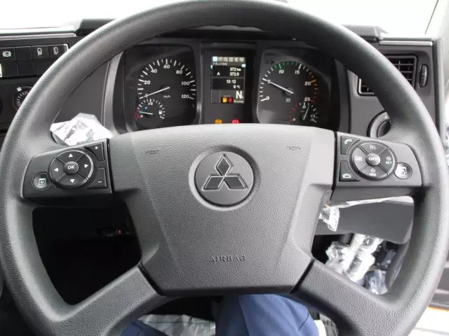 令和01年/平成31年09月中古大型トラクタヘッド三菱ふそう三菱の画像38