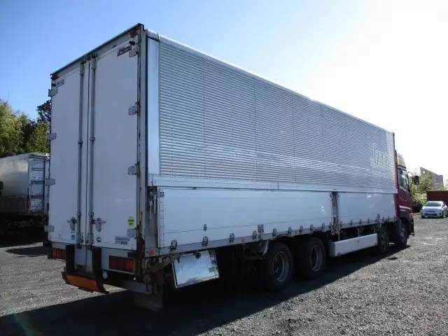 平成19年10月中古大型日産UDニッサンディーゼルの画像4