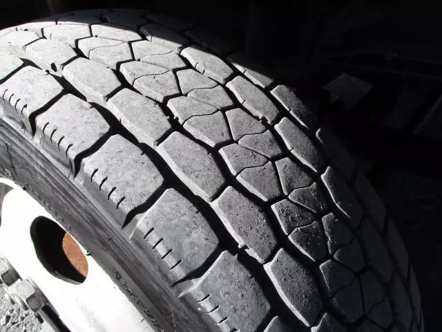 平成14年10月中古大型日産UDビッグサムの画像18