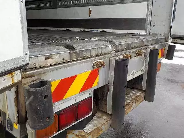 平成20年01月中古大型冷凍バン・ウィング日野日野の画像11