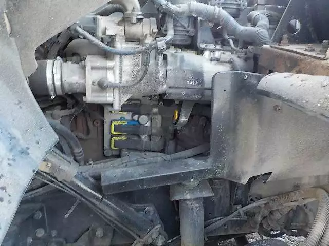 平成20年12月中古大型トラクタヘッド日産UDニッサンディーゼルの画像2