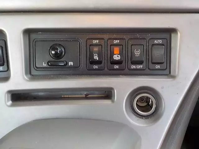 平成20年12月中古大型トラクタヘッド日産UDニッサンディーゼルの画像12