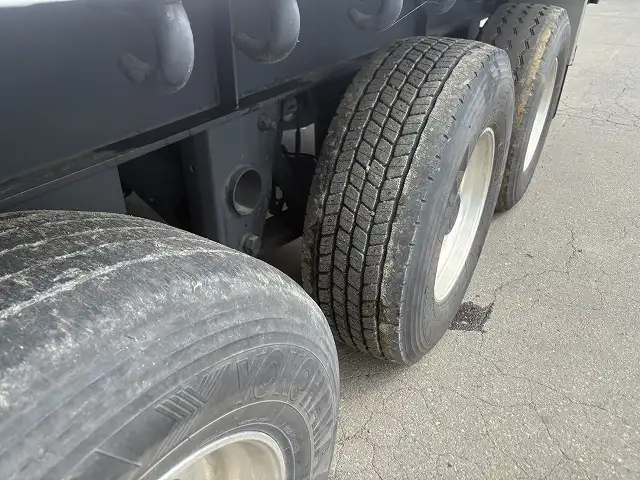 車検:令和8年2月25日 積載:29.1t フルハーフ 12m3軸フラットトレーラー スーパーシングル リフトアクスルの画像12