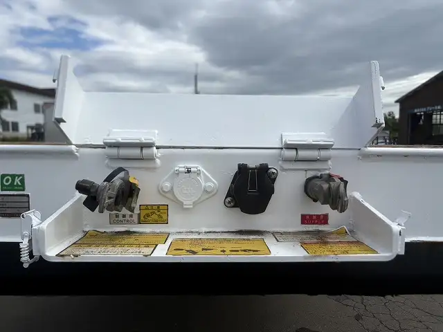 車検:令和8年2月25日 積載:29.1t フルハーフ 12m3軸フラットトレーラー スーパーシングル リフトアクスルの画像29