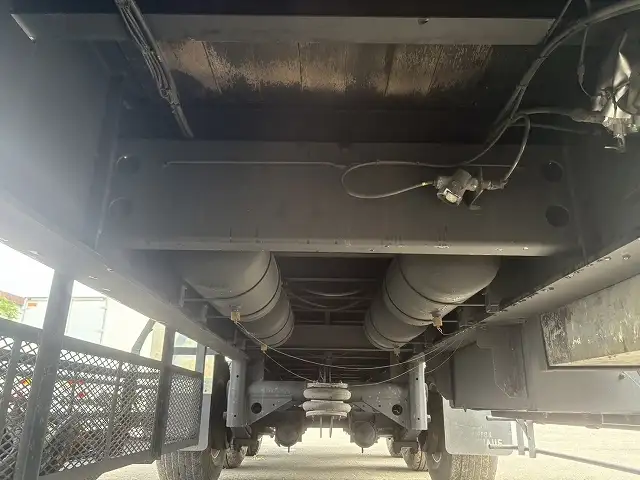 車検:令和8年2月25日 積載:29.1t フルハーフ 12m3軸フラットトレーラー スーパーシングル リフトアクスルの画像33