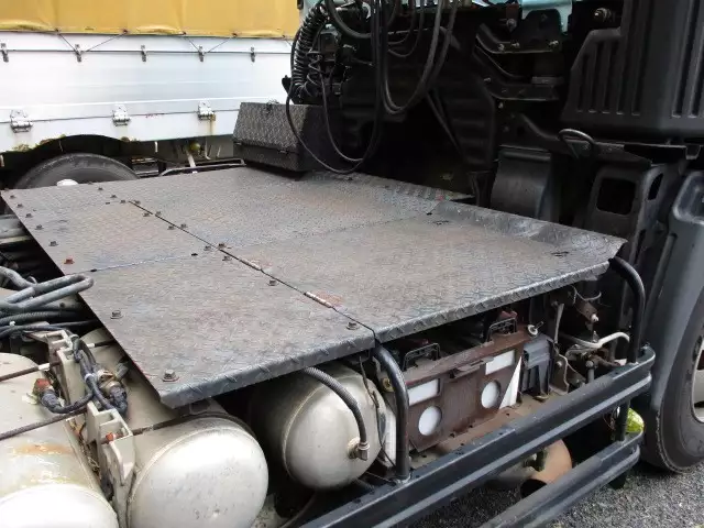 平成16年03月中古大型トラクタヘッド日野トラクタの画像10