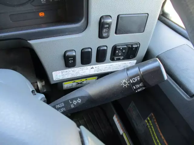 平成25年06月中古中型冷凍バン・ウィング三菱ふそう三菱の画像28