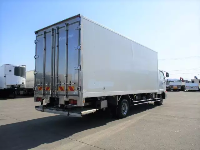 平成25年06月中古中型冷凍バン・ウィング三菱ふそう三菱の画像4