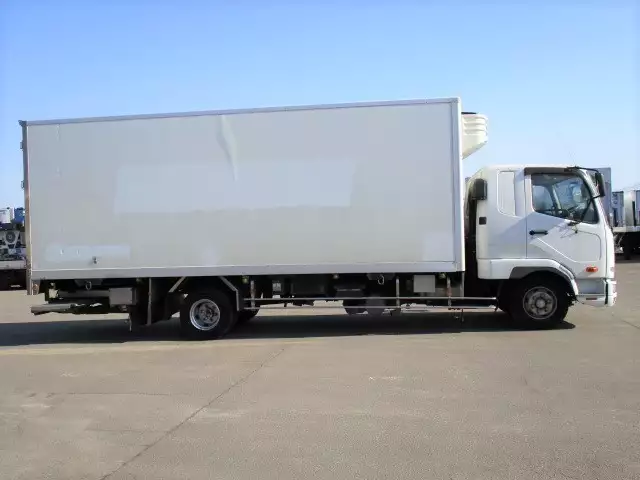 平成25年06月中古中型冷凍バン・ウィング三菱ふそう三菱の画像7