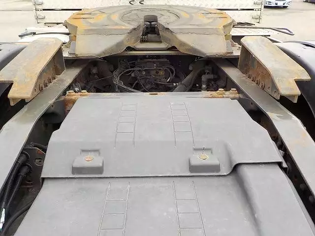 平成25年06月中古大型トラクタヘッドボルボボルボの画像12