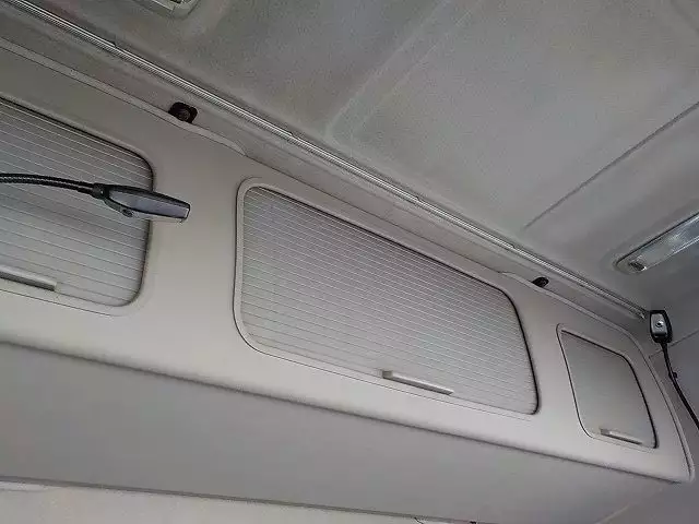 平成25年06月中古大型トラクタヘッドボルボボルボの画像22