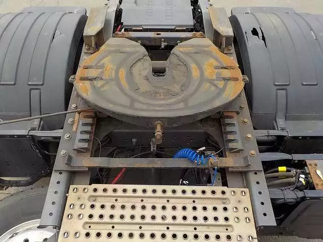 平成25年06月中古大型トラクタヘッドボルボボルボの画像10