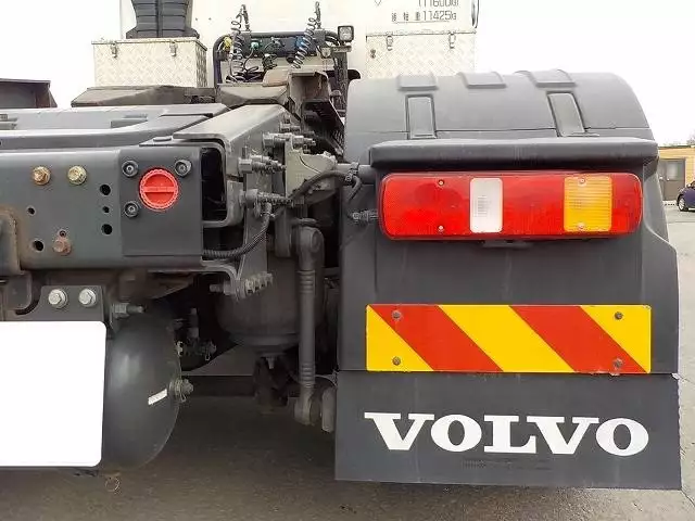 平成25年06月中古大型トラクタヘッドボルボボルボの画像15
