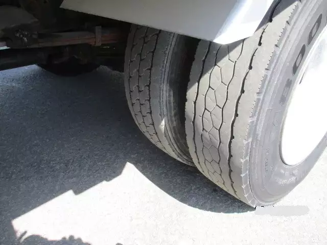 平成26年11月中古中型冷凍バン・ウィングいすゞいすゞの画像12