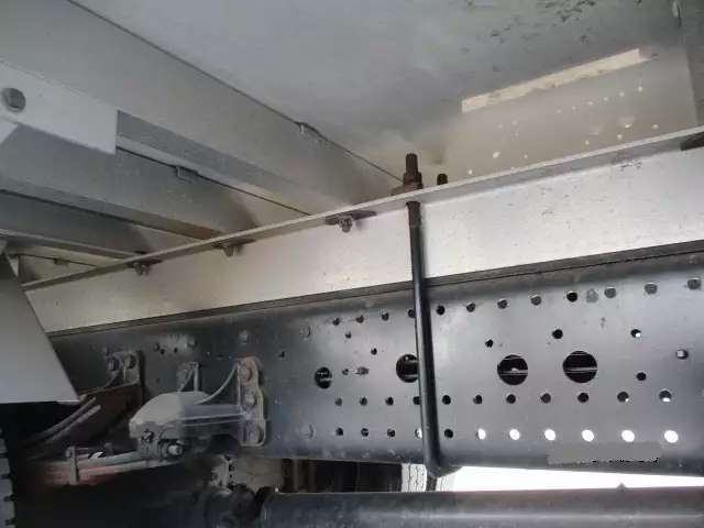 平成26年11月中古中型冷凍バン・ウィングいすゞいすゞの画像15