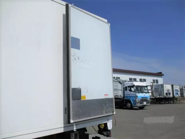 平成26年11月中古中型冷凍バン・ウィングいすゞいすゞの画像19