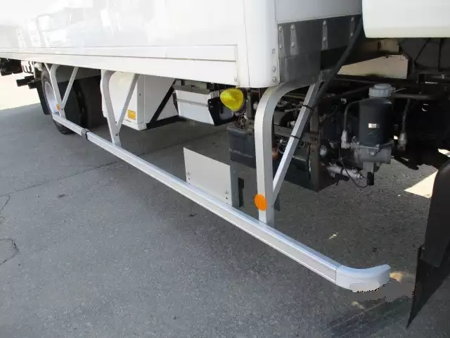 平成26年11月中古中型冷凍バン・ウィングいすゞいすゞの画像22