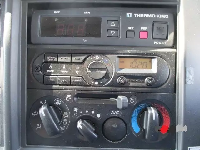 平成26年11月中古中型冷凍バン・ウィングいすゞいすゞの画像30