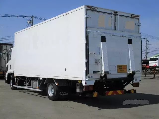 平成26年11月中古中型冷凍バン・ウィングいすゞいすゞの画像6