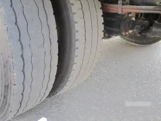 平成26年11月中古中型冷凍バン・ウィングいすゞいすゞの画像10