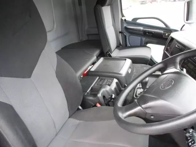 平成25年09月中古大型日野日野の画像45