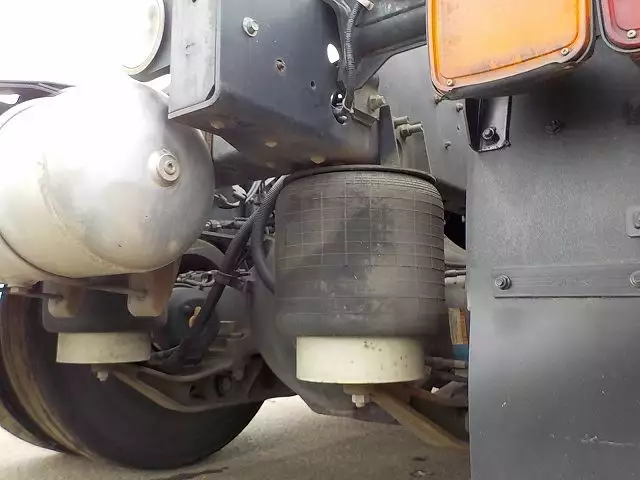 平成19年05月中古大型トラクタヘッド日野日野の画像23