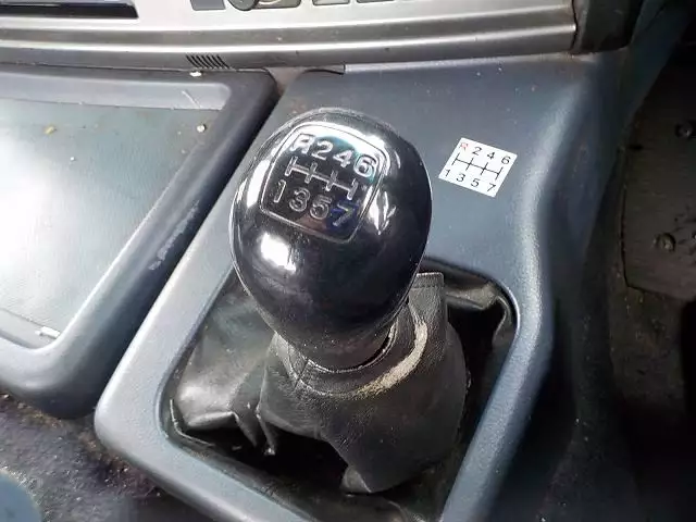 平成19年05月中古大型トラクタヘッド日野日野の画像27