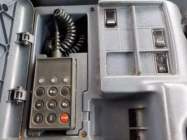 平成19年05月中古大型トラクタヘッド日野日野の画像28