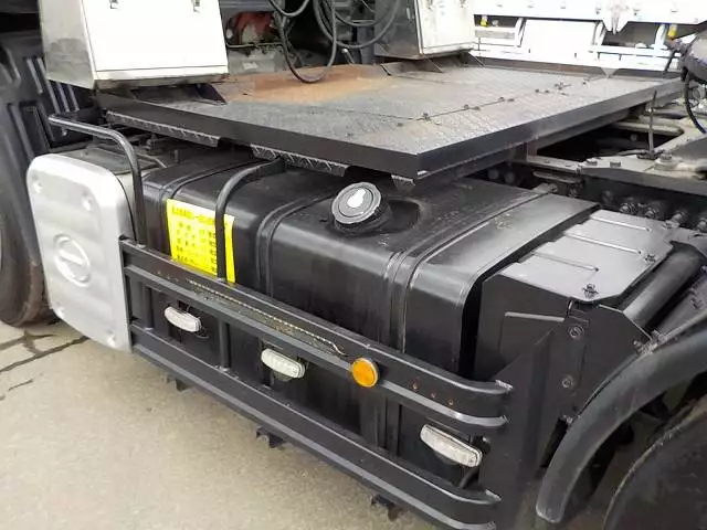 平成19年05月中古大型トラクタヘッド日野日野の画像7