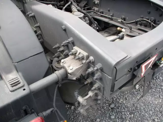 平成27年06月中古大型トラクタヘッドボルボボルボの画像15