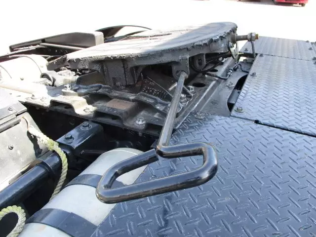 平成23年05月中古大型トラクタヘッド日野日野の画像18