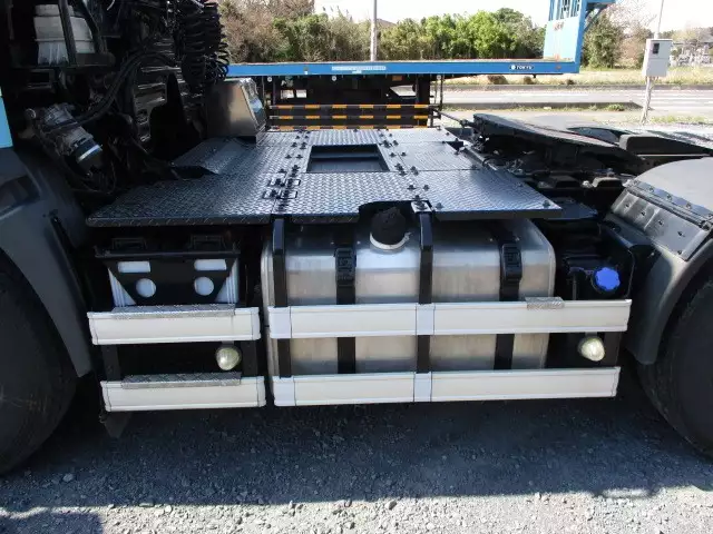 平成23年05月中古大型トラクタヘッド日野日野の画像7