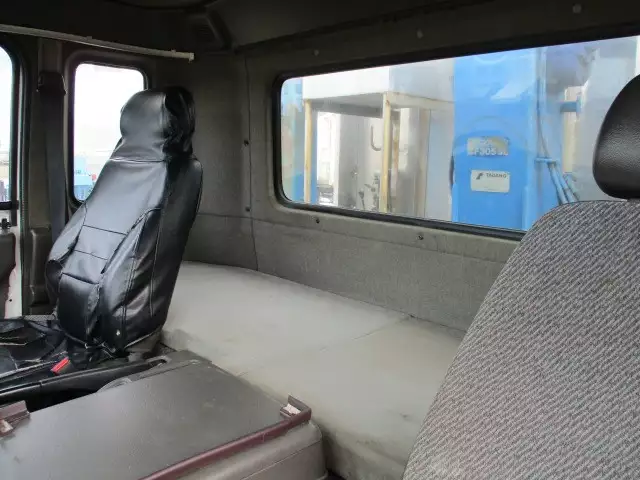 平成08年12月中古増トン日産UDニッサンディーゼルの画像33