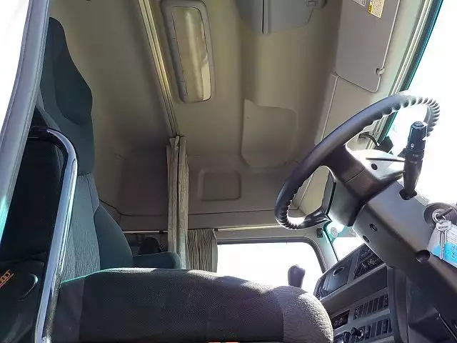 平成21年11月中古大型トラクタヘッド日野日野の画像18