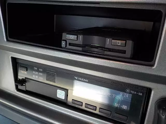 平成21年11月中古大型トラクタヘッド日野日野の画像26