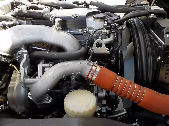 令和01年/平成31年09月中古中型冷凍バン・ウィングいすゞいすゞの画像12