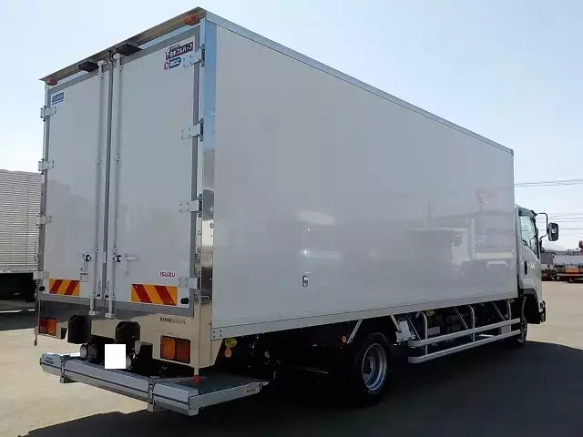 令和01年/平成31年09月中古中型冷凍バン・ウィングいすゞいすゞの画像4