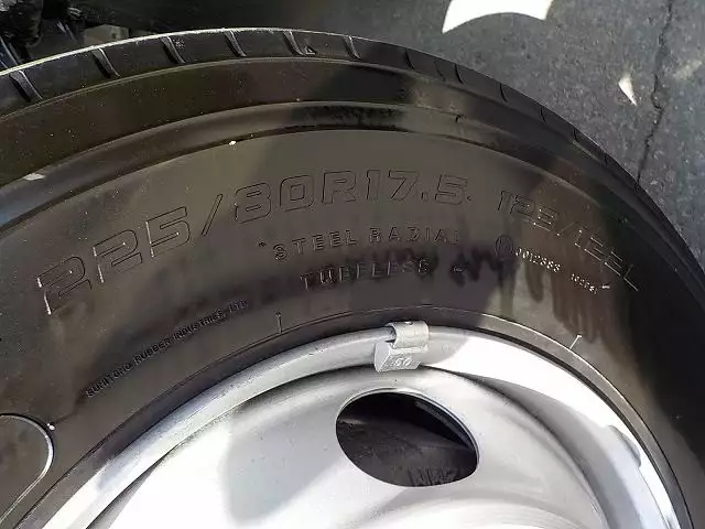 令和01年/平成31年09月中古中型冷凍バン・ウィングいすゞいすゞの画像8