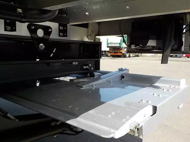 令和01年/平成31年09月中古中型冷凍バン・ウィング日野日野の画像24