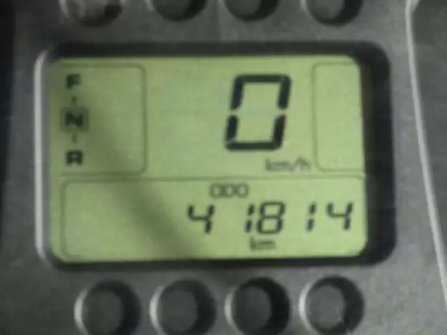 平成26年02月中古その他国内・その他ZW120の画像24