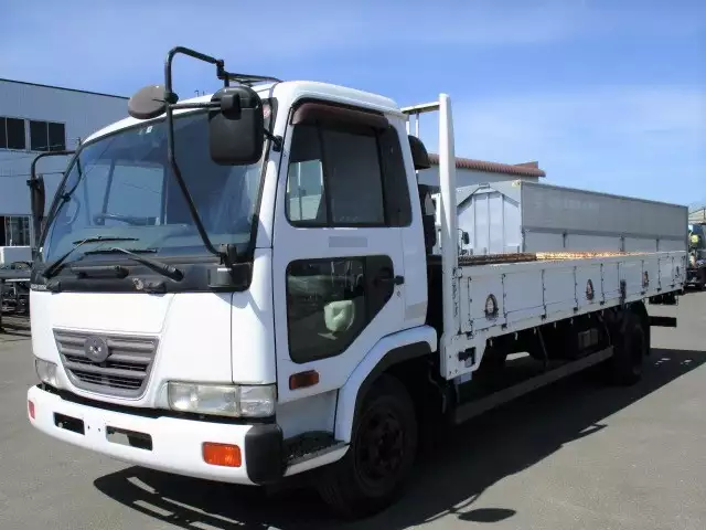 平成15年09月中古中型日産UDニッサンディーゼルの画像1