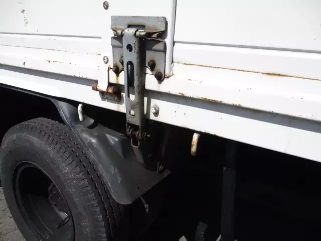 平成15年09月中古中型日産UDニッサンディーゼルの画像17