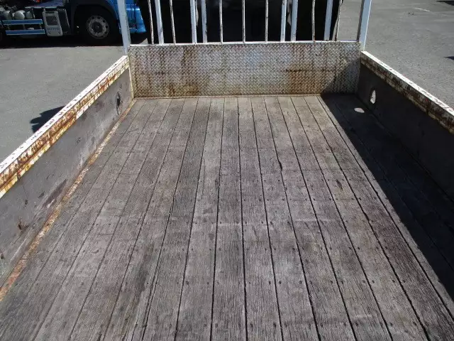 平成15年09月中古中型日産UDニッサンディーゼルの画像18