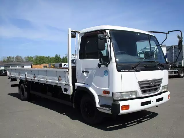 平成15年09月中古中型日産UDニッサンディーゼルの画像3