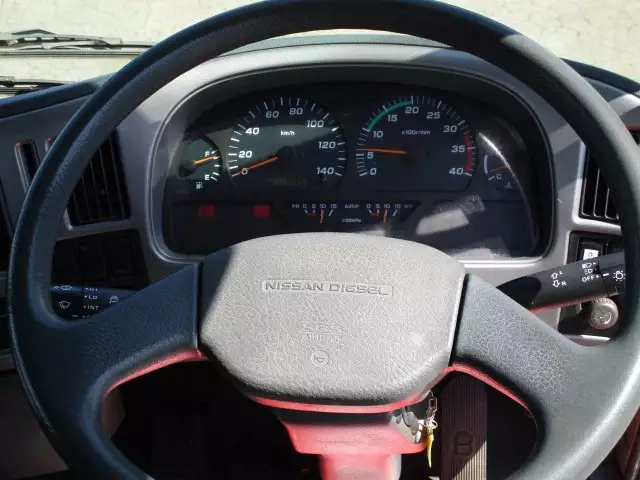 平成15年09月中古中型日産UDニッサンディーゼルの画像23