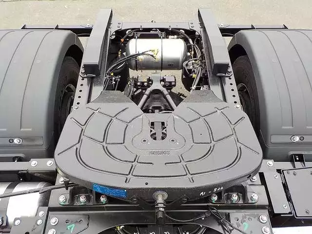 令和01年/平成31年00月中古大型トラクタヘッド日野日野の画像16