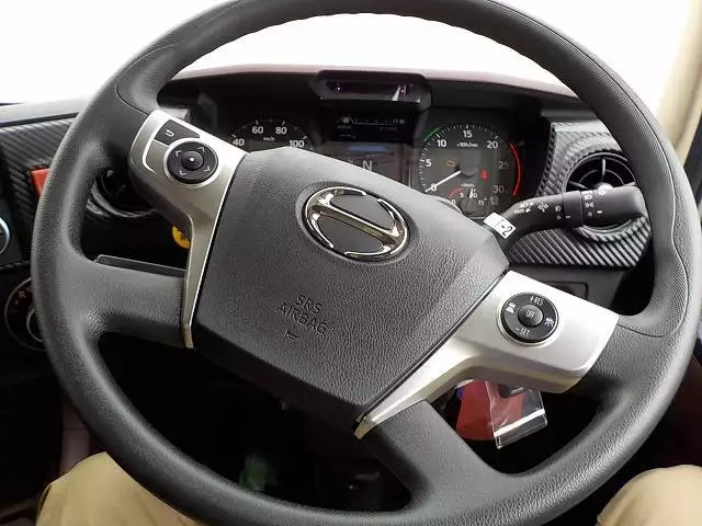 令和01年/平成31年00月中古大型トラクタヘッド日野日野の画像20